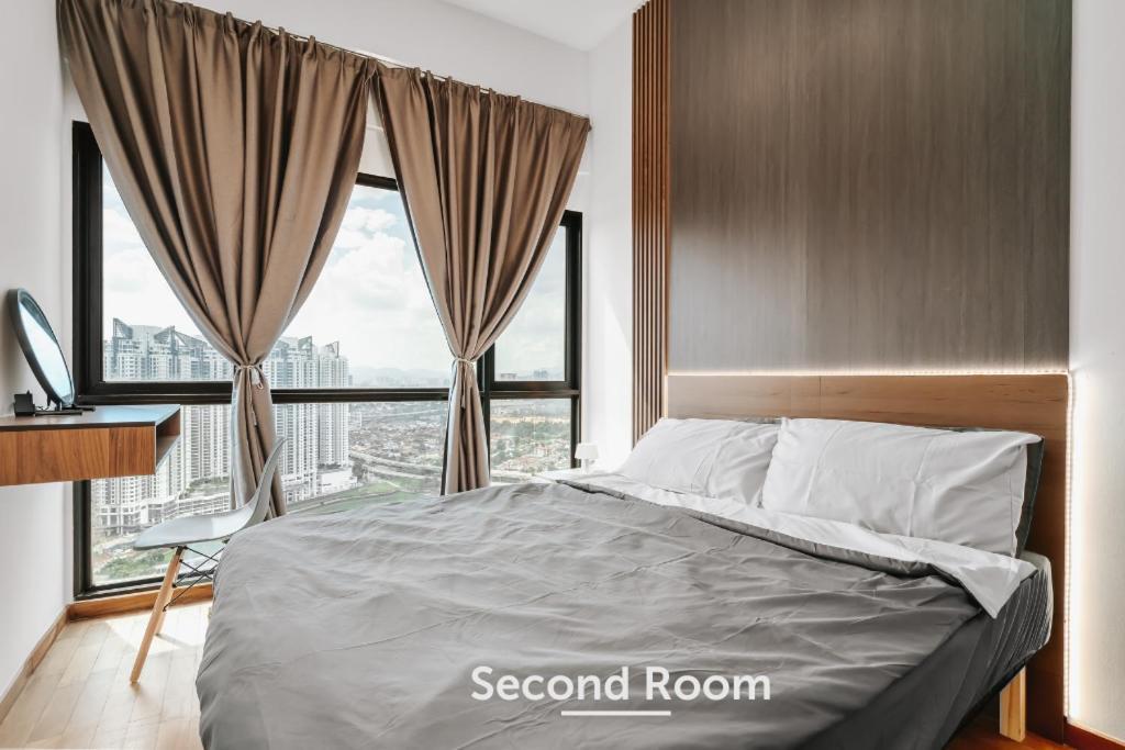 Nowhere 2Br & 2Bath Apartment With Balcony @ Reizz Residences Kuala Lumpur Kültér fotó