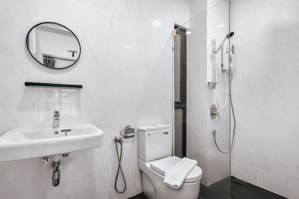 Nowhere 2Br & 2Bath Apartment With Balcony @ Reizz Residences Kuala Lumpur Kültér fotó